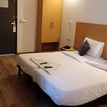 Hotel Amrita Chennai Bagian luar foto