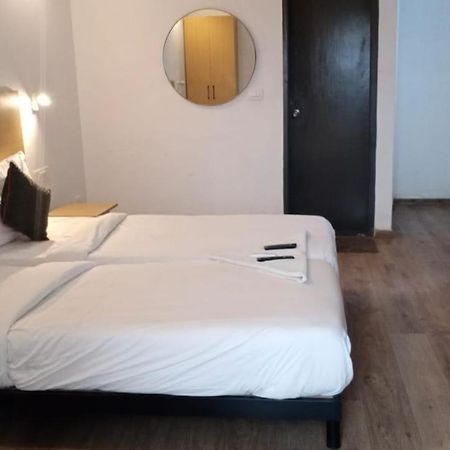 Hotel Amrita Chennai Bagian luar foto